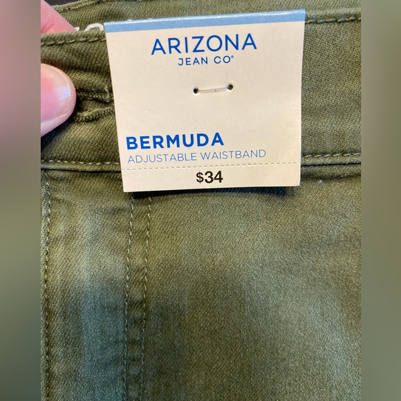 NWT Arizona Jean Co women’s Bermuda shorts size 16 1/2 plus, color Colorado Sage - Picture 6 of 13